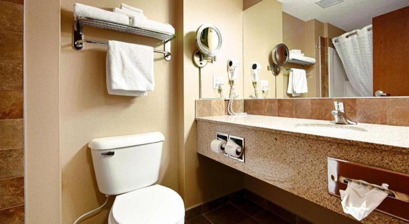 Best Western Diamond Inn Three Hills Eksteriør billede